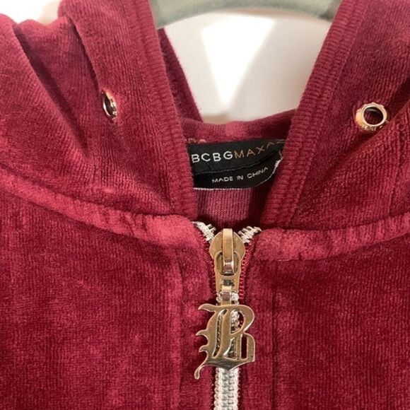 BCBG MaxAzria Vintage Red Velvet Zip-Up Sweater - Picture 5 of 9